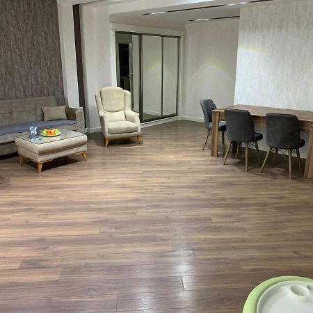Park Azure Apartment Deluxe 2 Bedroom บากู ภายนอก รูปภาพ