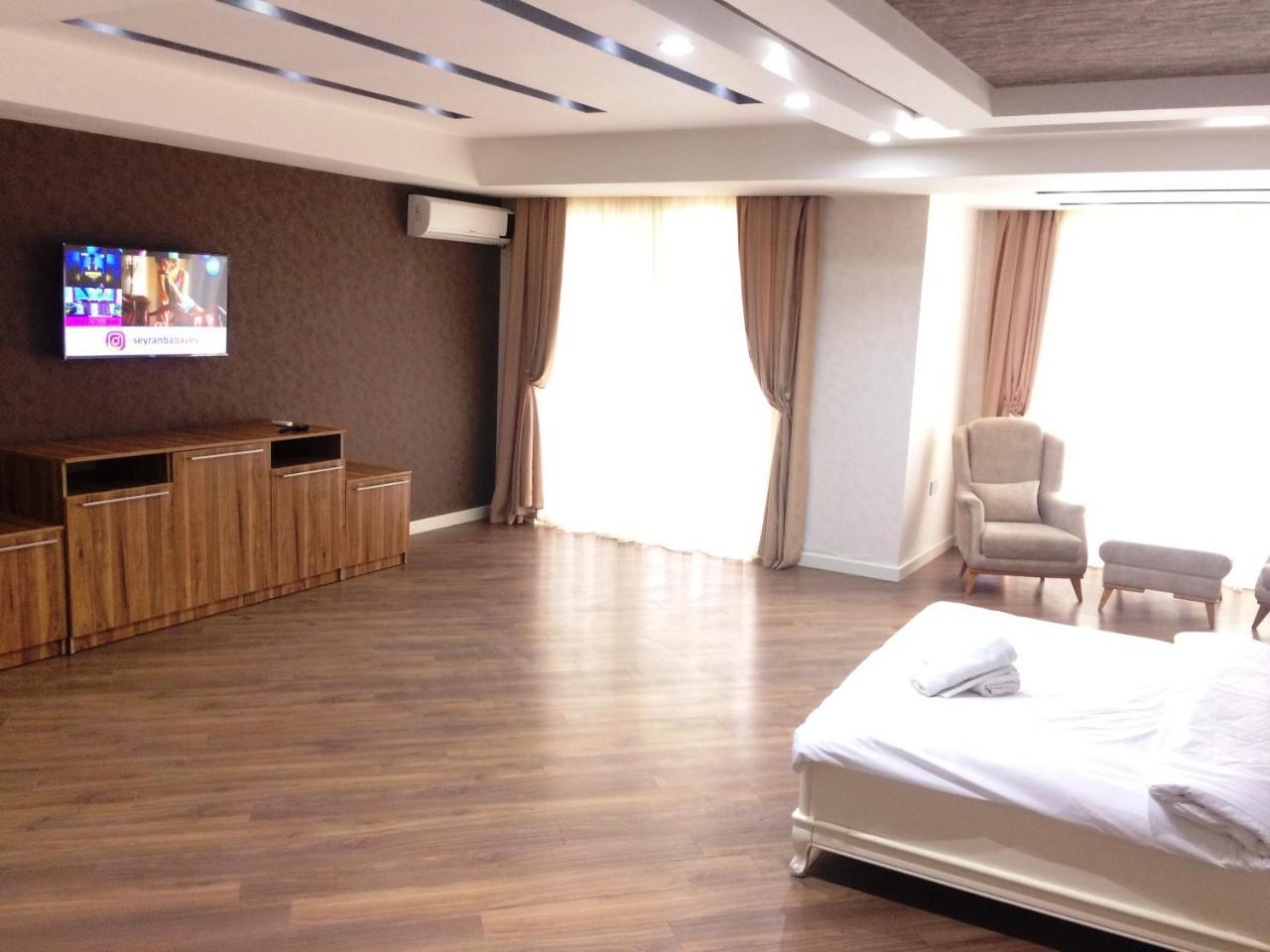 Park Azure Apartment Deluxe 2 Bedroom บากู ภายนอก รูปภาพ