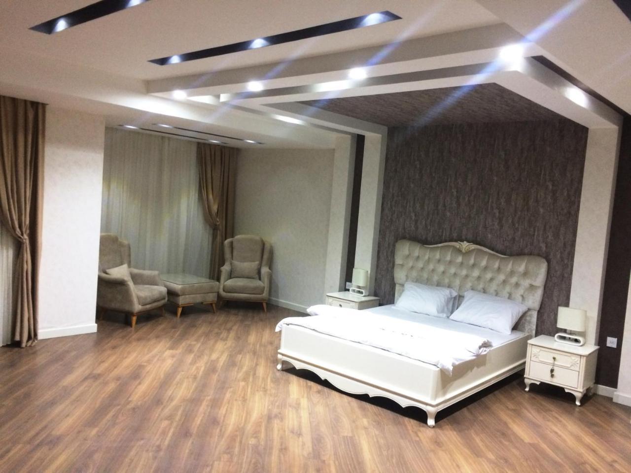 Park Azure Apartment Deluxe 2 Bedroom บากู ภายนอก รูปภาพ