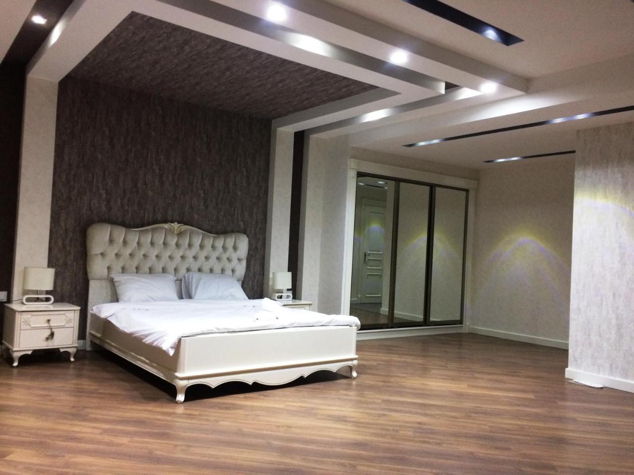 Park Azure Apartment Deluxe 2 Bedroom บากู ภายนอก รูปภาพ