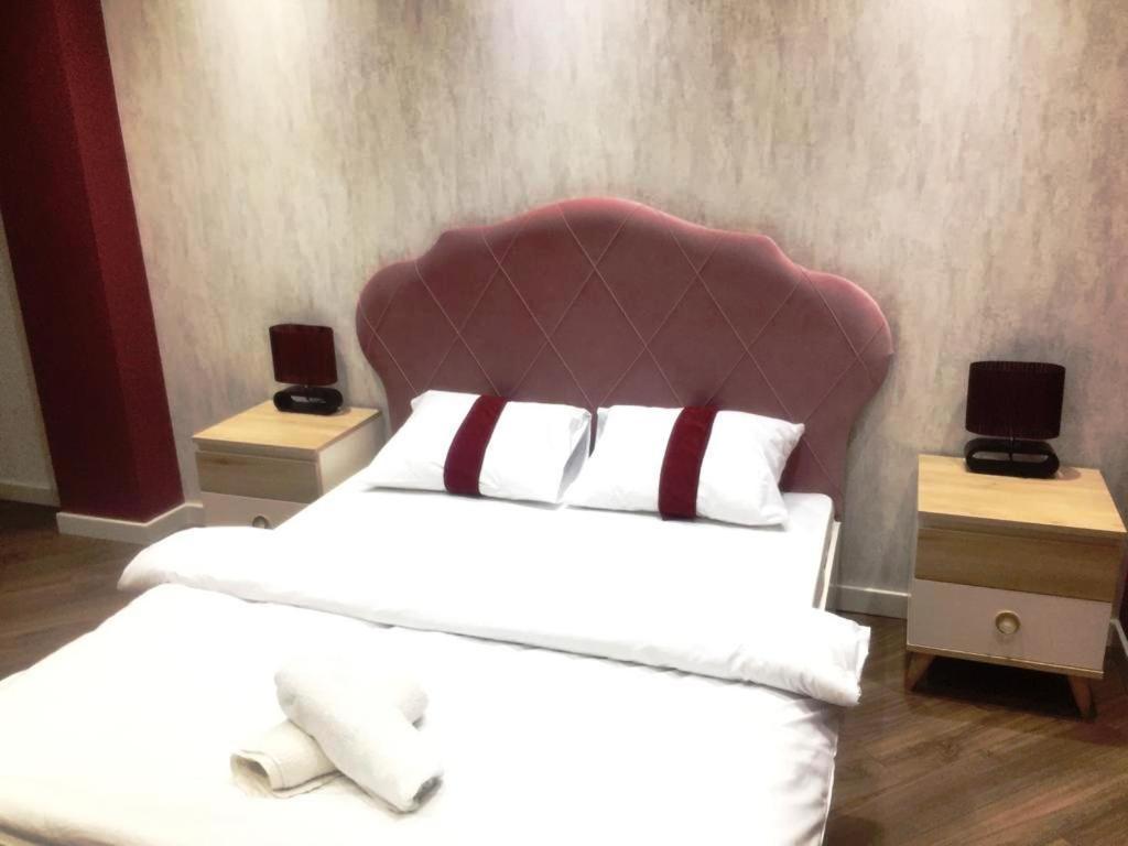 Park Azure Apartment Deluxe 2 Bedroom บากู ภายนอก รูปภาพ