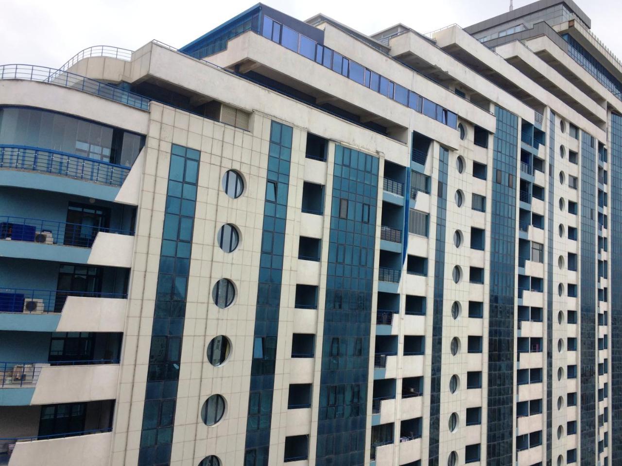 Park Azure Apartment Deluxe 2 Bedroom บากู ภายนอก รูปภาพ
